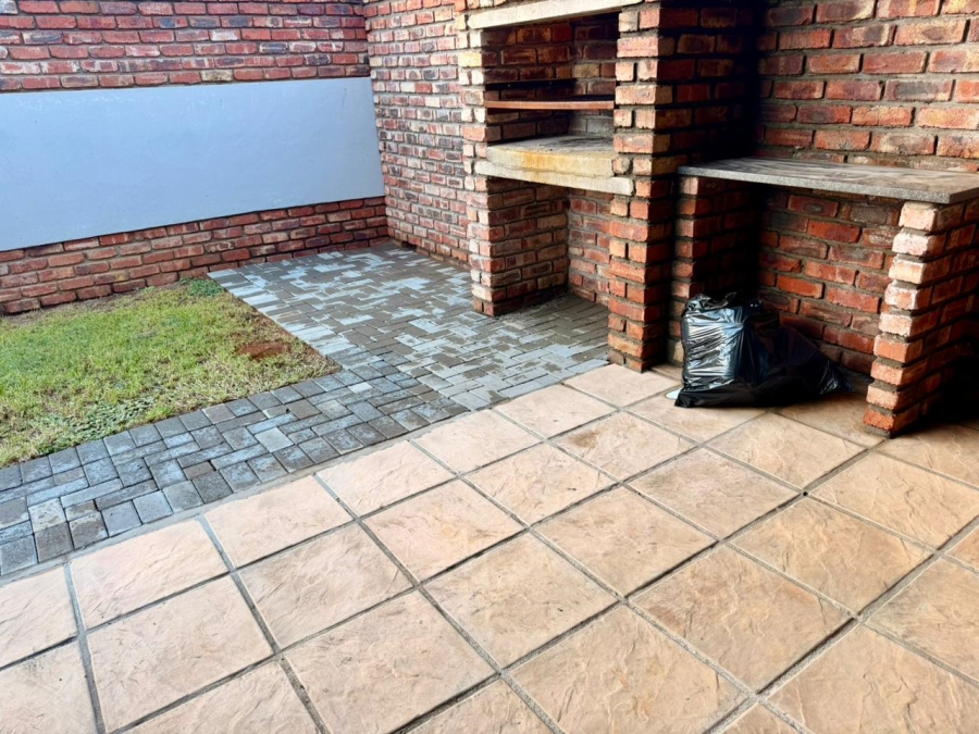 3 Bedroom Property for Sale in Waterval East North West